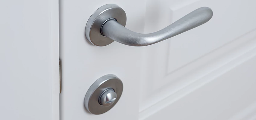 Single-Occupancy Restroom Locks Repair in Roselle Park, New Jersey