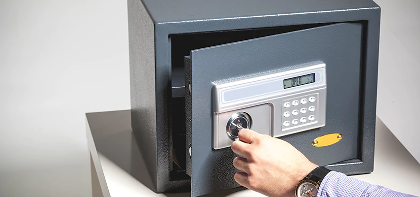 Jewelry Safe Unlocking Service in Roselle Park, New Jersey